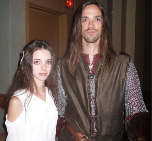 Aragorn and Arwen costumes for cosplay